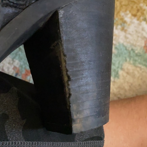 JS Black Leather Booties w/Buckle Accent - Picture 7 of 9